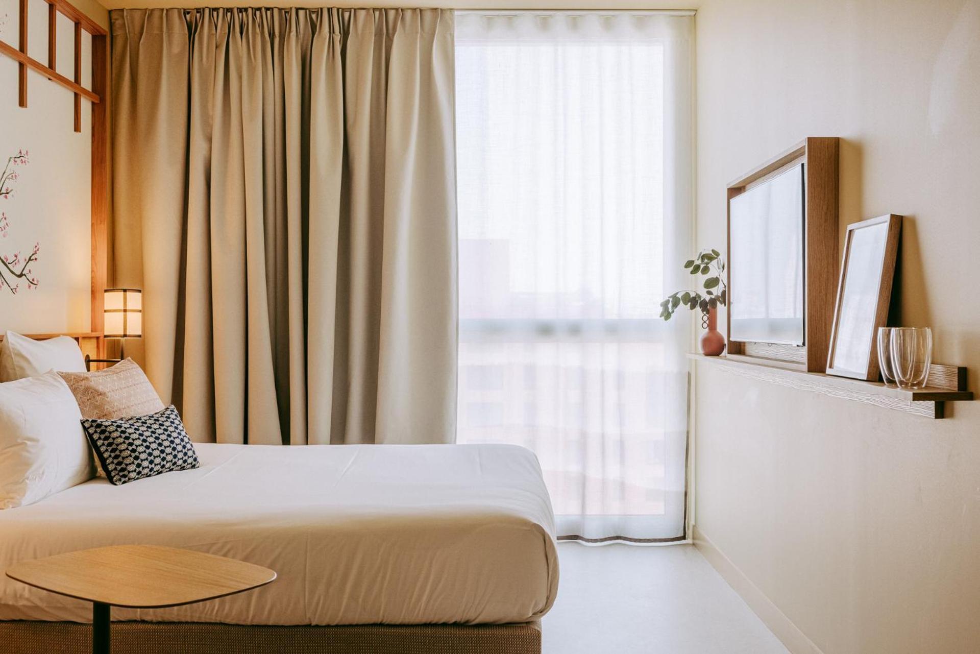 Sangha Toulouse Hotel Bagian luar foto